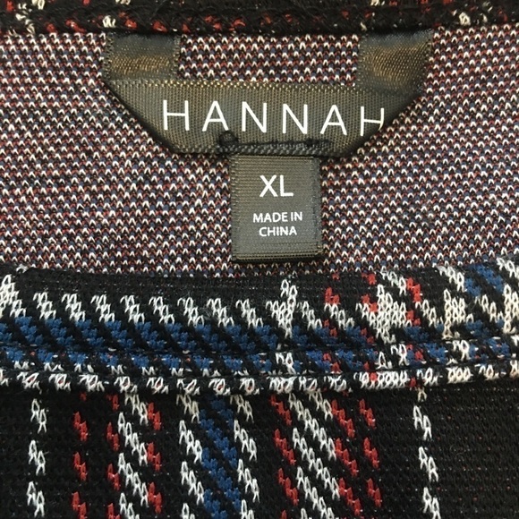 Hannah XL long sleeve pull over tunic top.”Contrasting plaid. Pleated cuffs. - Picture 3 of 8